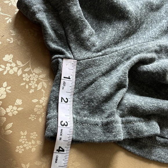 LOGO STRIPE WOMEN'S SHORTS - HEATHER GREY. Sz. L - Picture 6 of 10